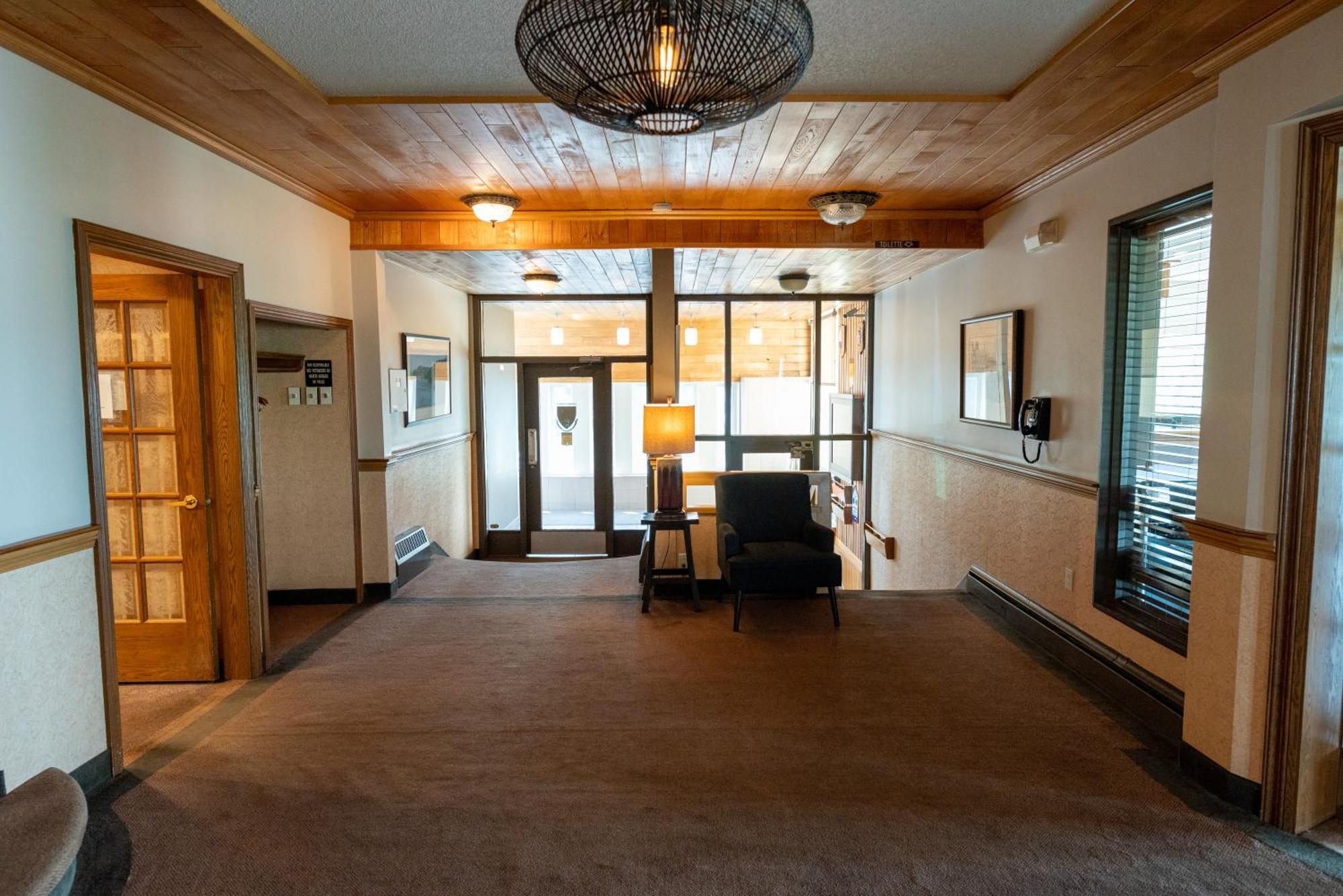 Auberge Le Parasol Saguenay Zewnętrze zdjęcie