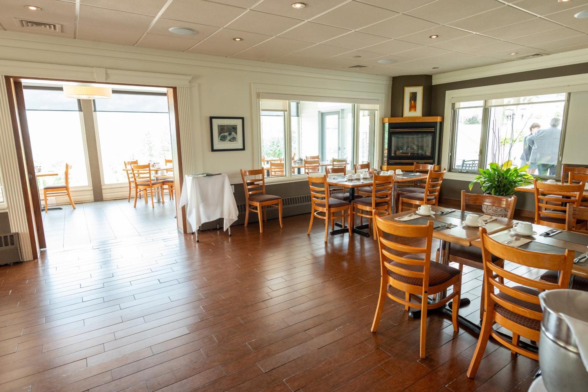 Auberge Le Parasol Saguenay Zewnętrze zdjęcie