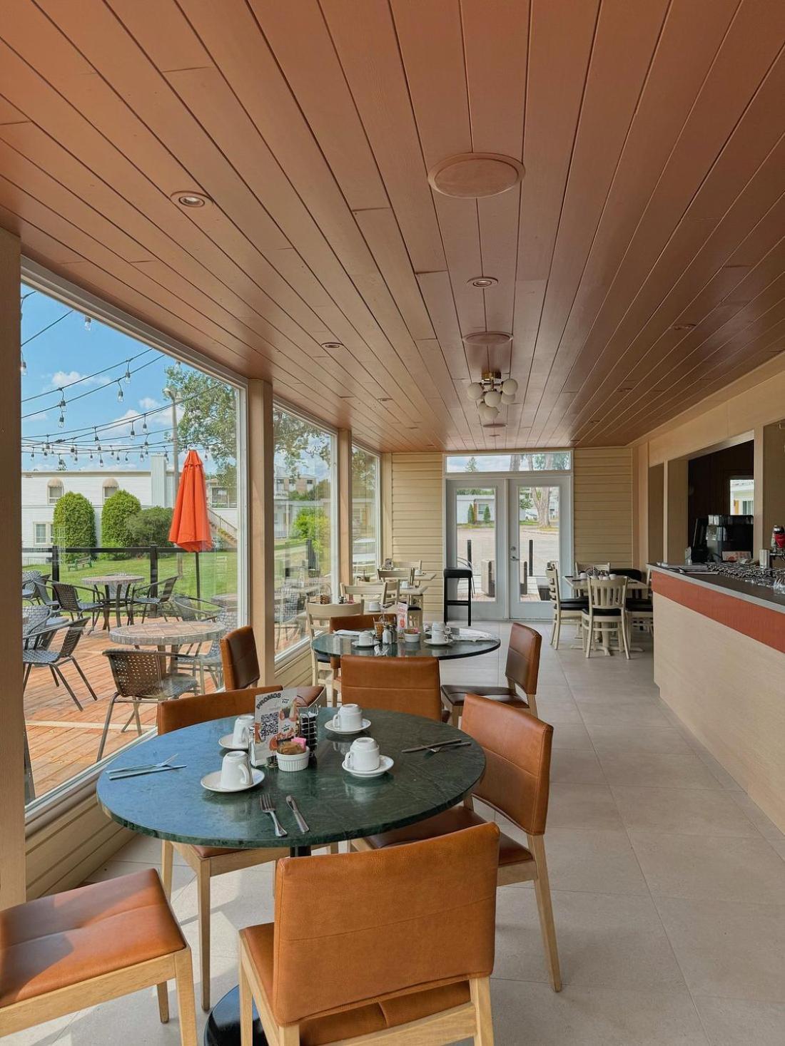 Auberge Le Parasol Saguenay Zewnętrze zdjęcie