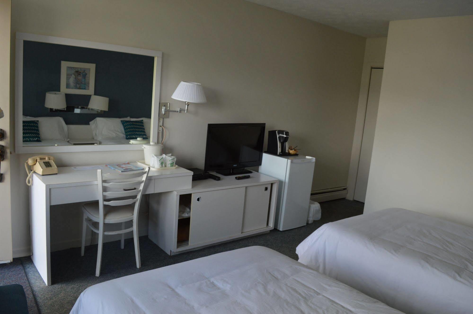 Auberge Le Parasol Saguenay Zewnętrze zdjęcie