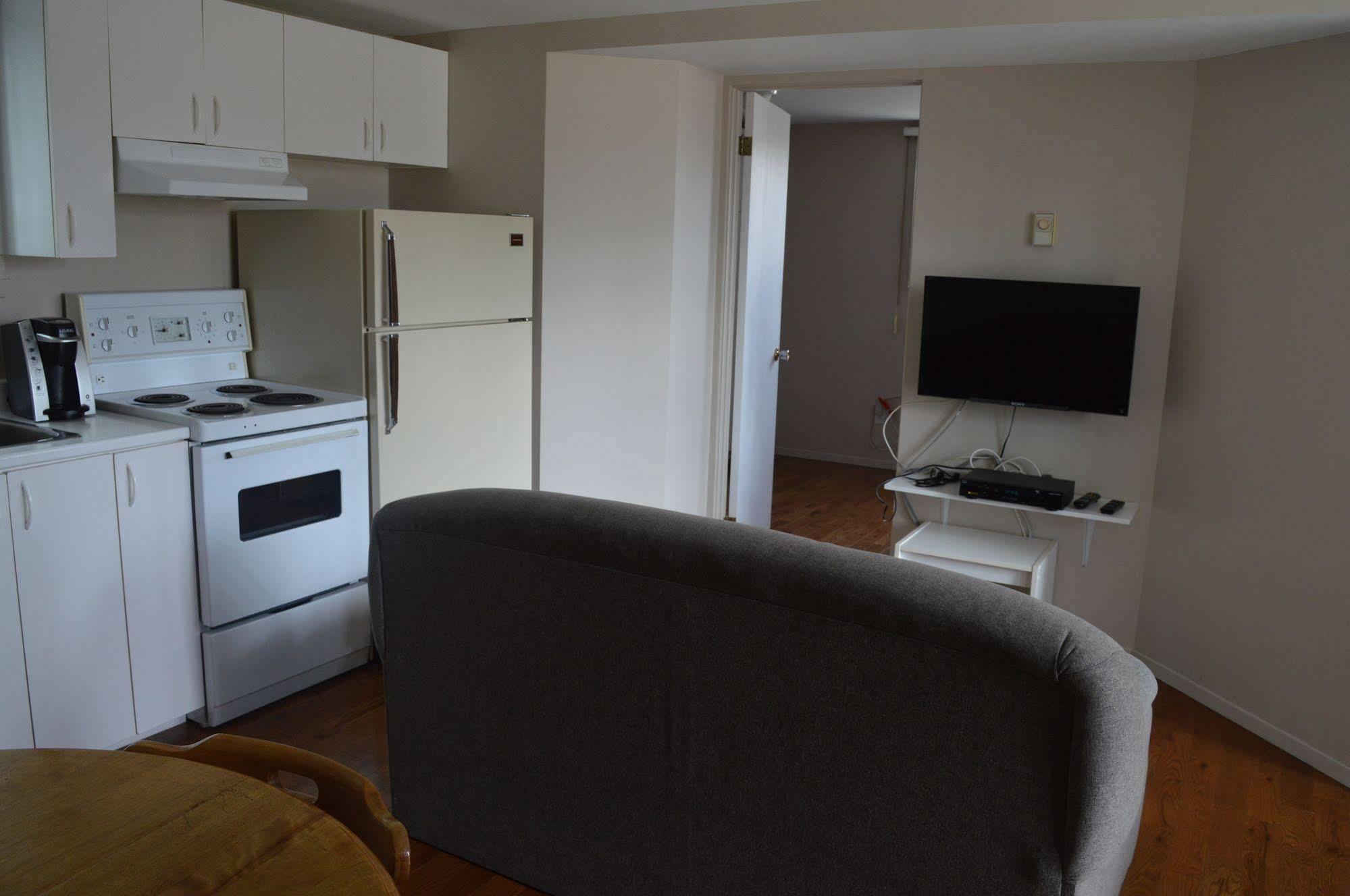 Auberge Le Parasol Saguenay Zewnętrze zdjęcie